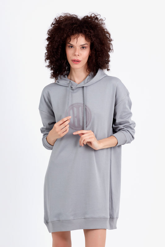 Solo | Kadın Gri Oversize R&h Nakış Detaylı Kapüşonlu Elbise Tunik (200-K-0054)